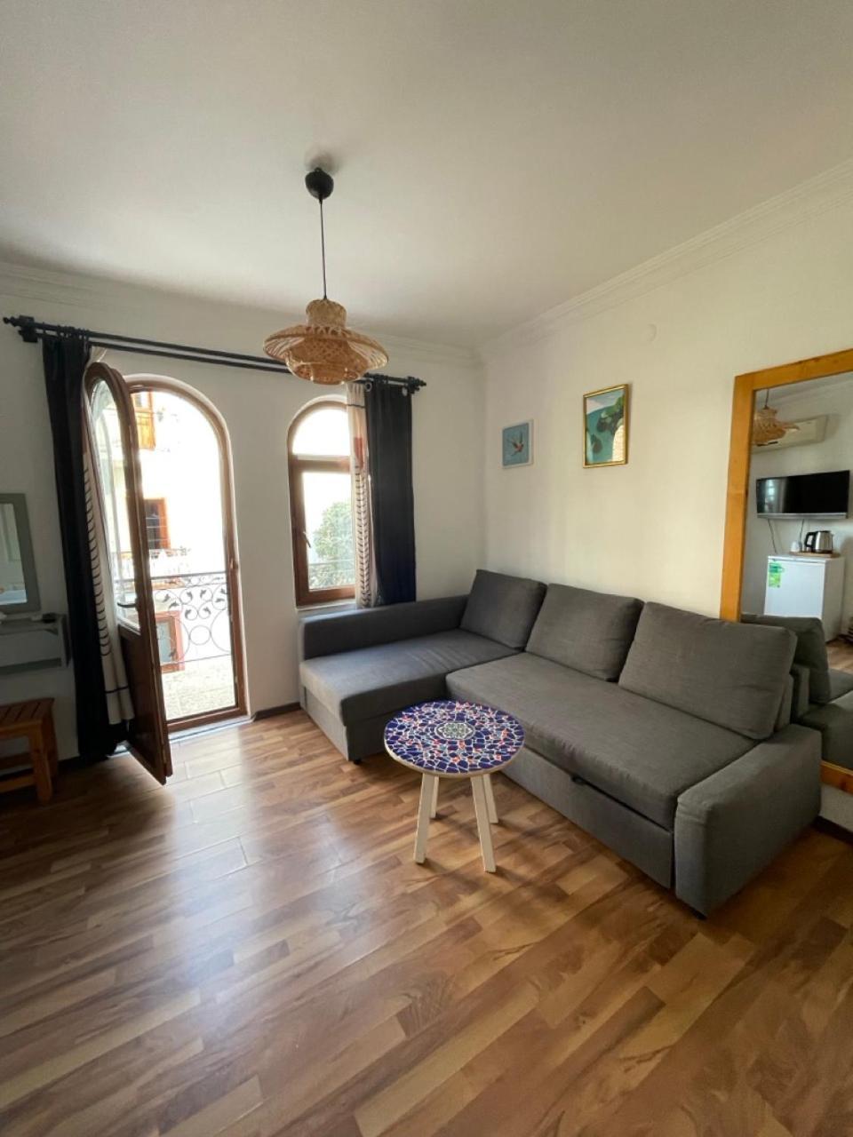Paydos Pansiyon Kaş Luaran gambar